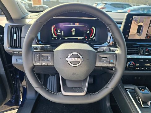 New 2026 Nissan Pathfinder SL w/ SL Premium Package (P04) image 11