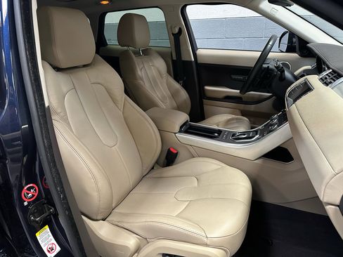 Used 2015 Land Rover Range Rover Evoque Pure Plus image 9