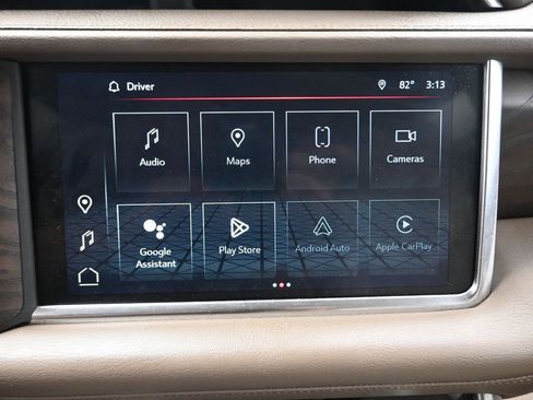 Used 2022 GMC Yukon XL Denali AWD/4WD image 7