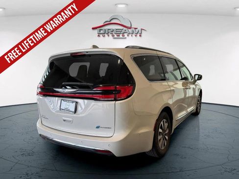 Used 2021 Chrysler Pacifica Limited w/ Premium & Safety Sphere Group FWD image 27