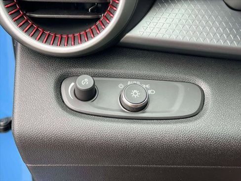 Used 2024 Chevrolet Trax RS w/ Driver Confidence Package image 18