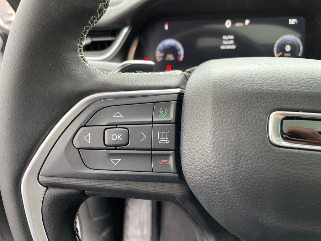 New 2026 Jeep Grand Cherokee Laredo X AWD/4WD image 19