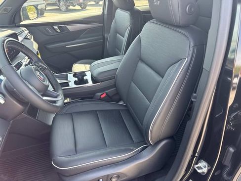 New 2026 Buick Enclave Sport Touring w/ Super Cruise Package image 25