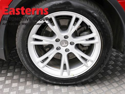 Used 2021 Tesla Model Y Long Range AWD/4WD image 8