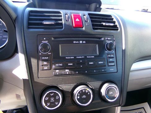 Used 2015 Subaru Forester 2.5i Premium image 16