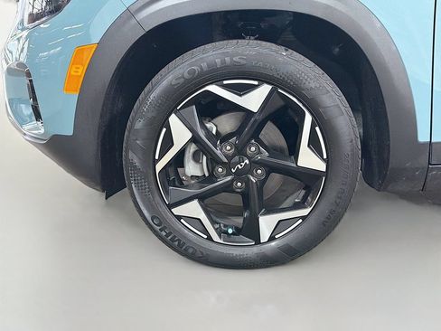 Used 2024 Kia Seltos EX FWD image 32