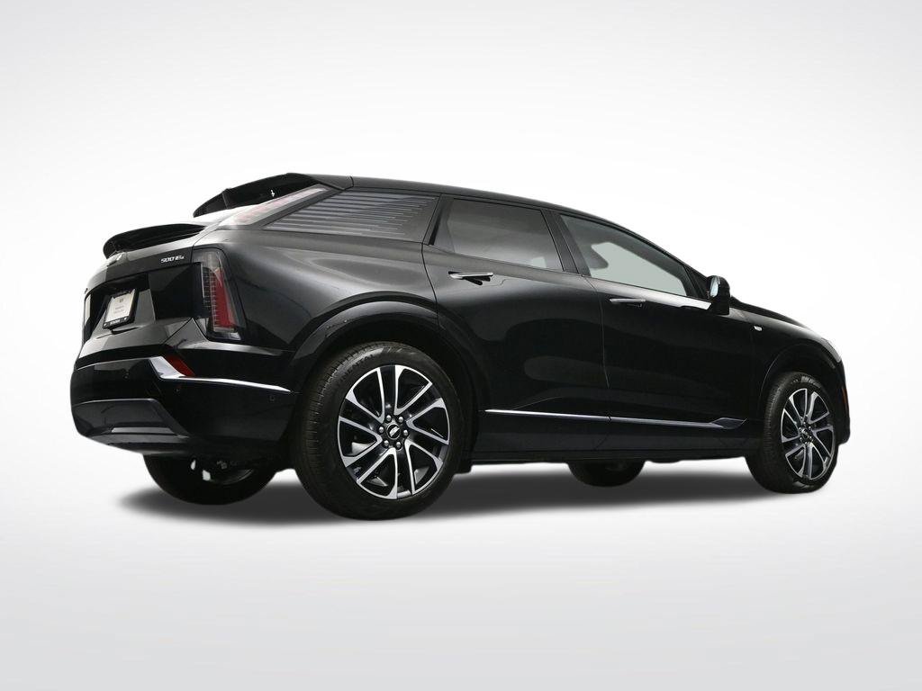 Used 2026 Cadillac Optiq Sport 1 AWD/4WD image 28