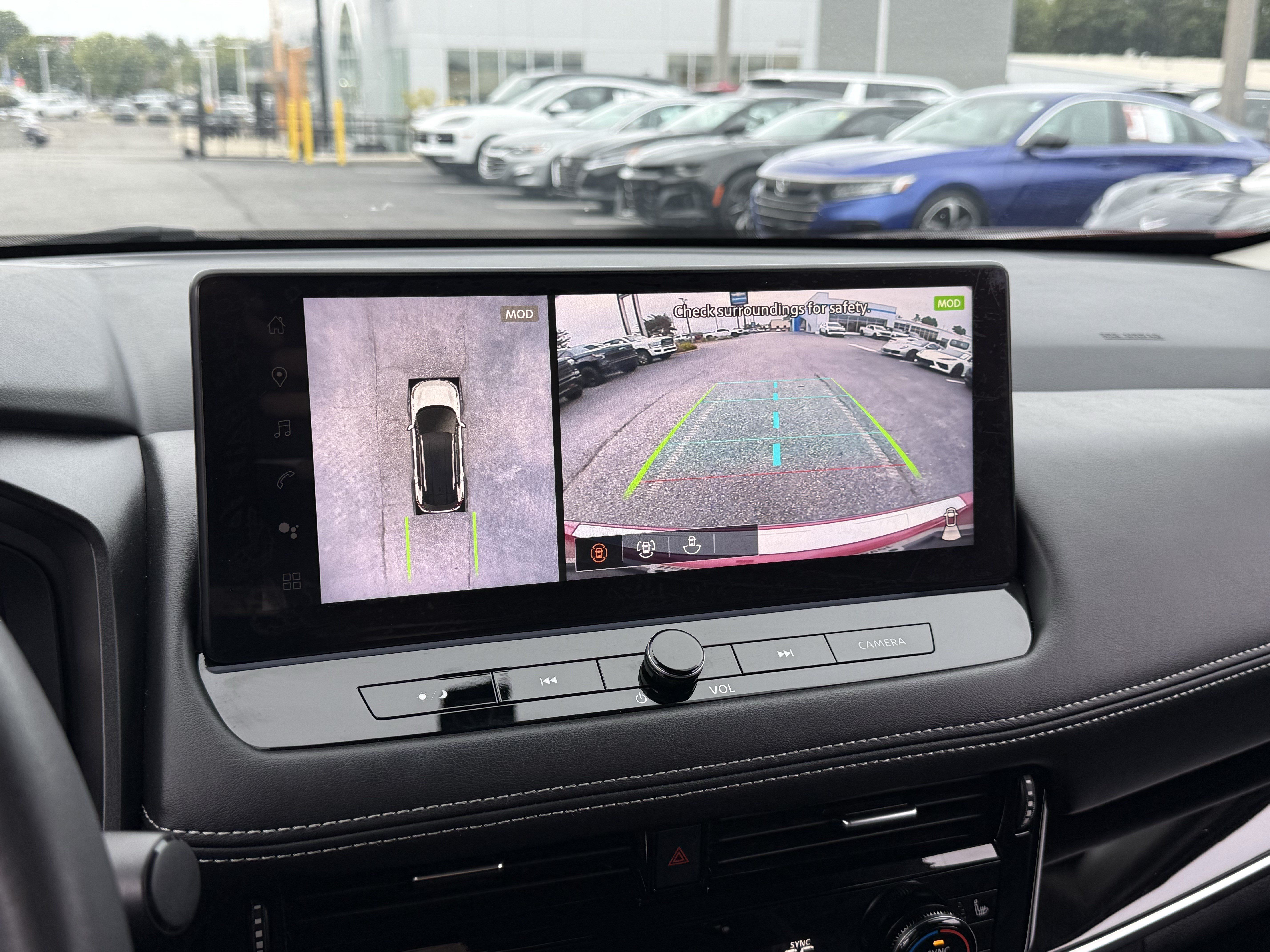Used 2024 Nissan Rogue SL FWD image 24