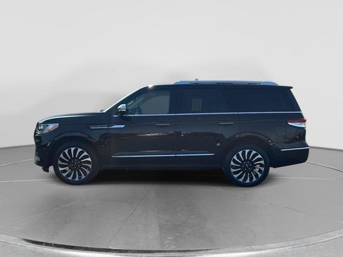 Used 2024 Lincoln Navigator Black Label AWD/4WD image 13