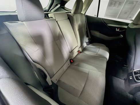 Used 2023 Subaru Outback Premium image 27