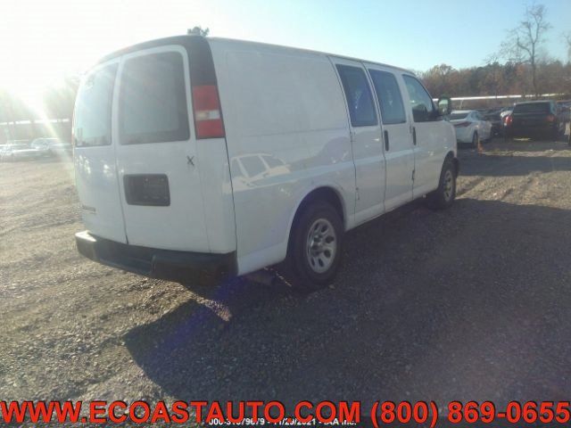 Used 2011 Chevrolet Express 1500 RWD image 2