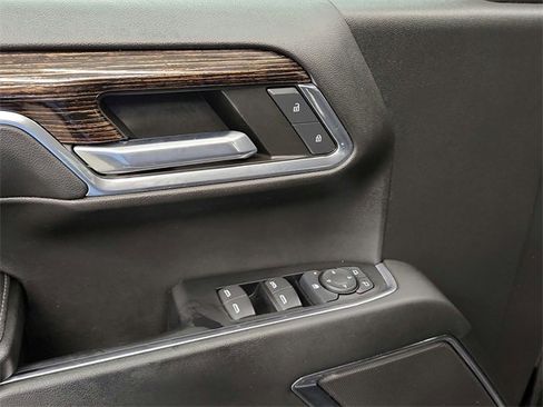 Used 2024 GMC Sierra 1500 Elevation image 26