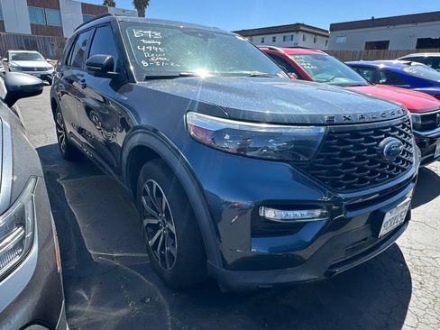 Used 2022 Ford Explorer ST-Line w/ Class IV Trailer Tow Package AWD/4WD image 2