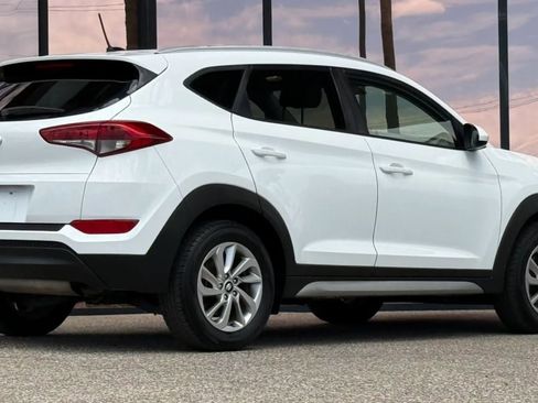 Used 2017 Hyundai Tucson SE FWD image 12