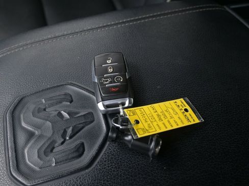 Used 2021 RAM 1500 Laramie image 21