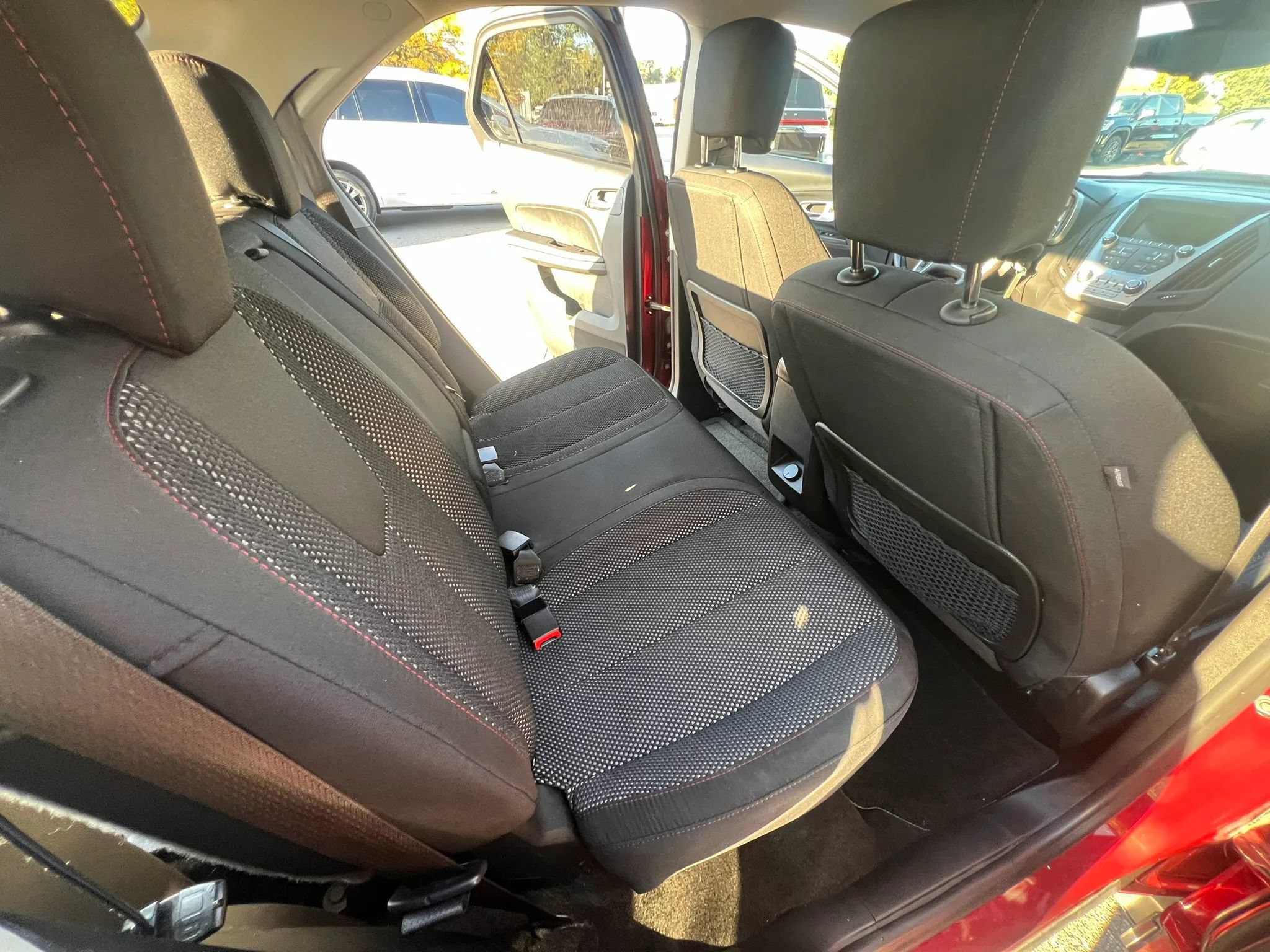 Used 2017 Chevrolet Equinox LT w/ Convenience Package FWD image 17