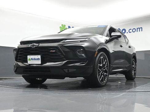 Used 2023 Chevrolet Blazer RS w/ Driver Confidence II Package AWD/4WD image 6