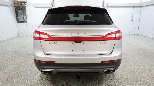 Used 2016 Lincoln MKX Reserve AWD/4WD image 8