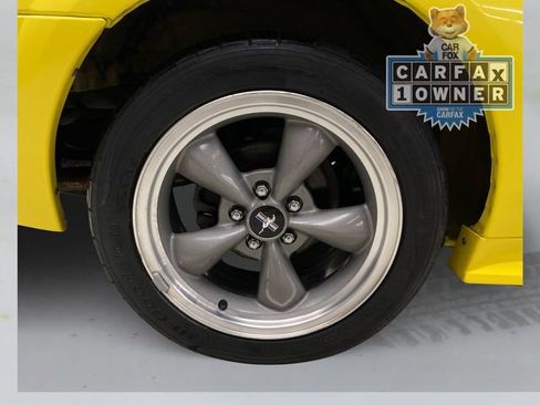 Used 2001 Ford Mustang GT image 16
