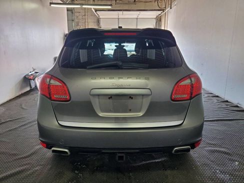 Used 2012 Porsche Cayenne image 6