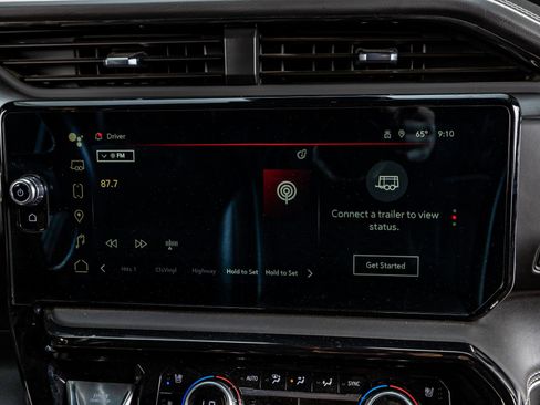 Used 2024 GMC Sierra 2500 AT4X image 25