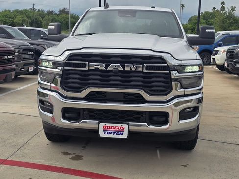 Used 2025 RAM 2500 Big Horn AWD/4WD image 11