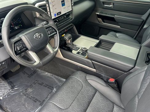 Certified 2024 Toyota Sequoia Limited image 10