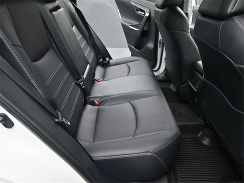 Used 2025 Toyota RAV4 Limited image 37