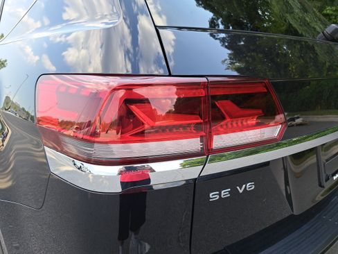 Certified 2023 Volkswagen Atlas SE w/ Panoramic Sunroof Package FWD image 34