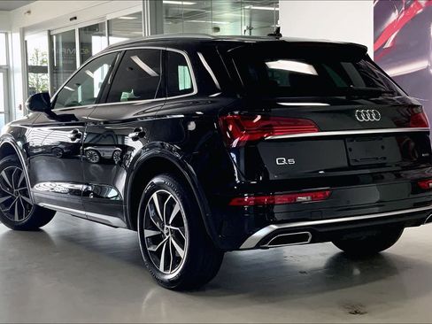 Used 2023 Audi Q5 2.0T Premium w/ Convenience Package AWD/4WD image 4