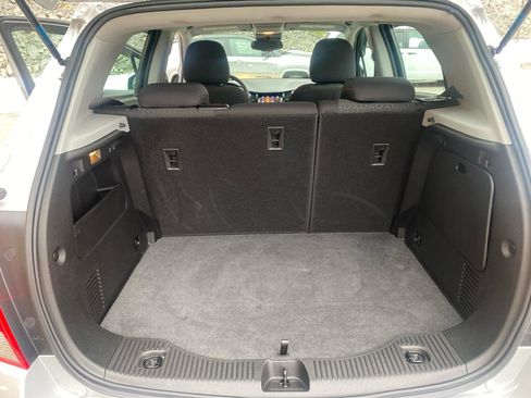 Used 2020 Chevrolet Trax LS image 26