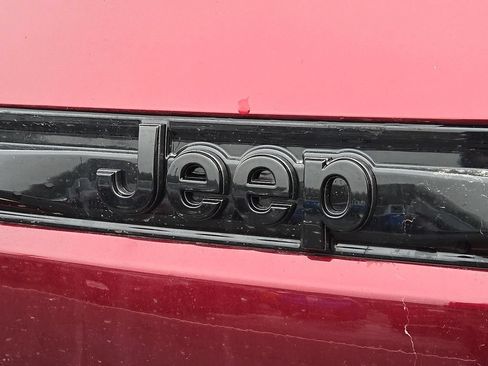 New 2026 Jeep Grand Cherokee Altitude AWD/4WD image 5