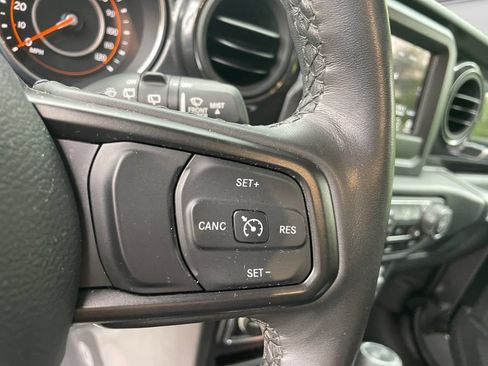 Certified 2022 Jeep Wrangler Unlimited Sport AWD/4WD image 33