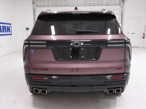 Used 2024 Chevrolet Traverse RS w/ LPO, Floor Liner Package image 6