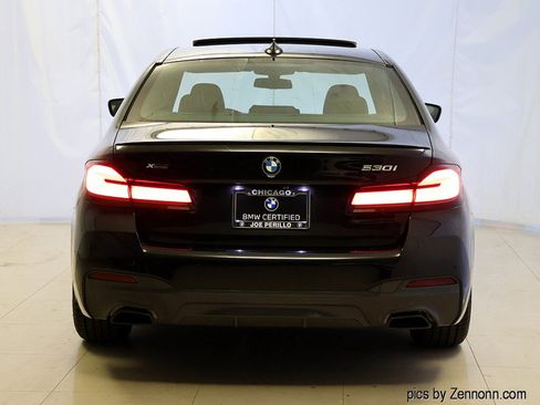 Certified 2023 BMW 530i xDrive w/ M Sport Package AWD/4WD image 7