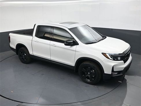 New 2026 Honda Ridgeline Black Edition image 38