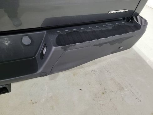 Used 2015 Ford F150 Lariat w/ Equipment Group 502A Luxury image 12