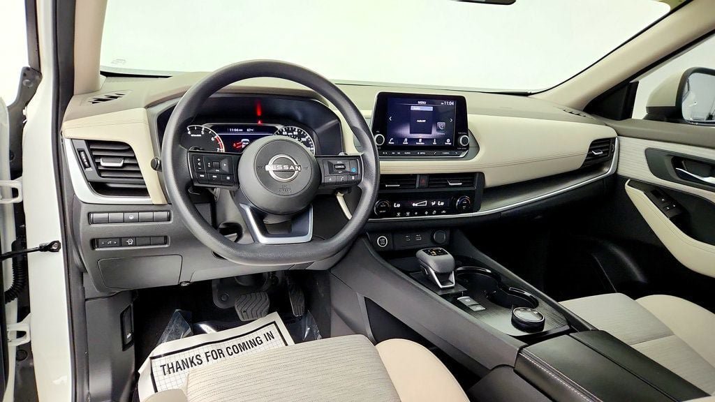 Used 2023 Nissan Rogue SV AWD/4WD image 12