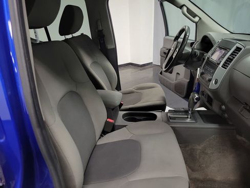 Used 2015 Nissan Xterra S AWD/4WD image 23