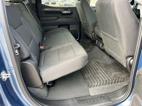 Used 2024 Chevrolet Silverado 1500 LT image 24