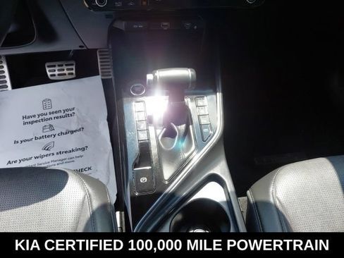 Certified 2023 Kia Niro SX Touring FWD image 13