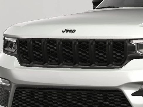 New 2025 Jeep Grand Cherokee Limited image 14
