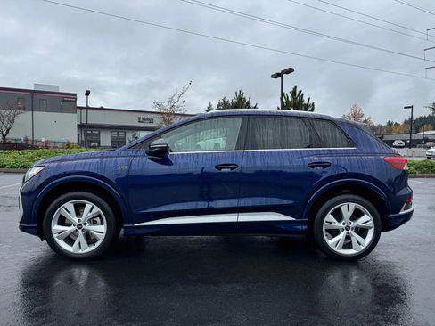 Used 2023 Audi Q4 e-tron Premium Plus image 5