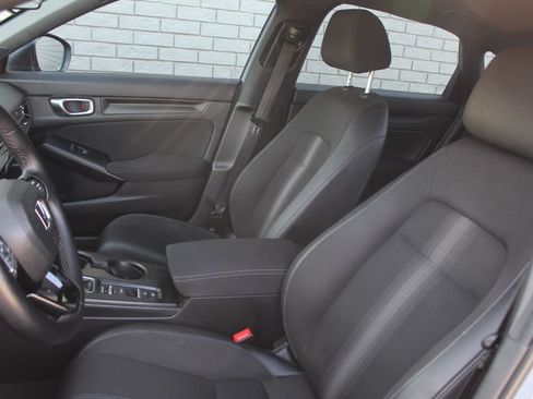 Used 2023 Honda Civic Sport image 28