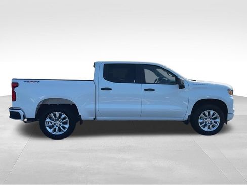 New 2026 Chevrolet Silverado 1500 Custom AWD/4WD image 9