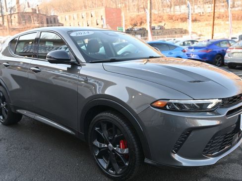 Used 2024 Dodge Hornet R/T Plus image 8