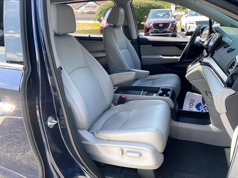 Used 2018 Honda Odyssey Elite image 11
