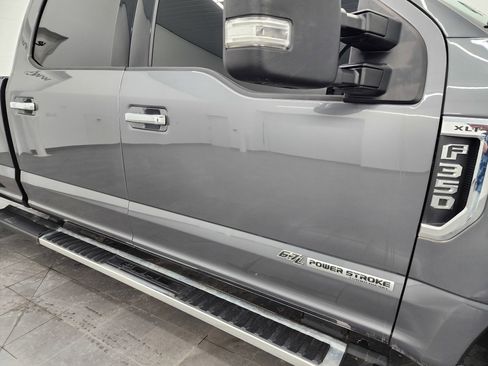 Used 2022 Ford F350 XLT w/ XLT Premium Package image 23