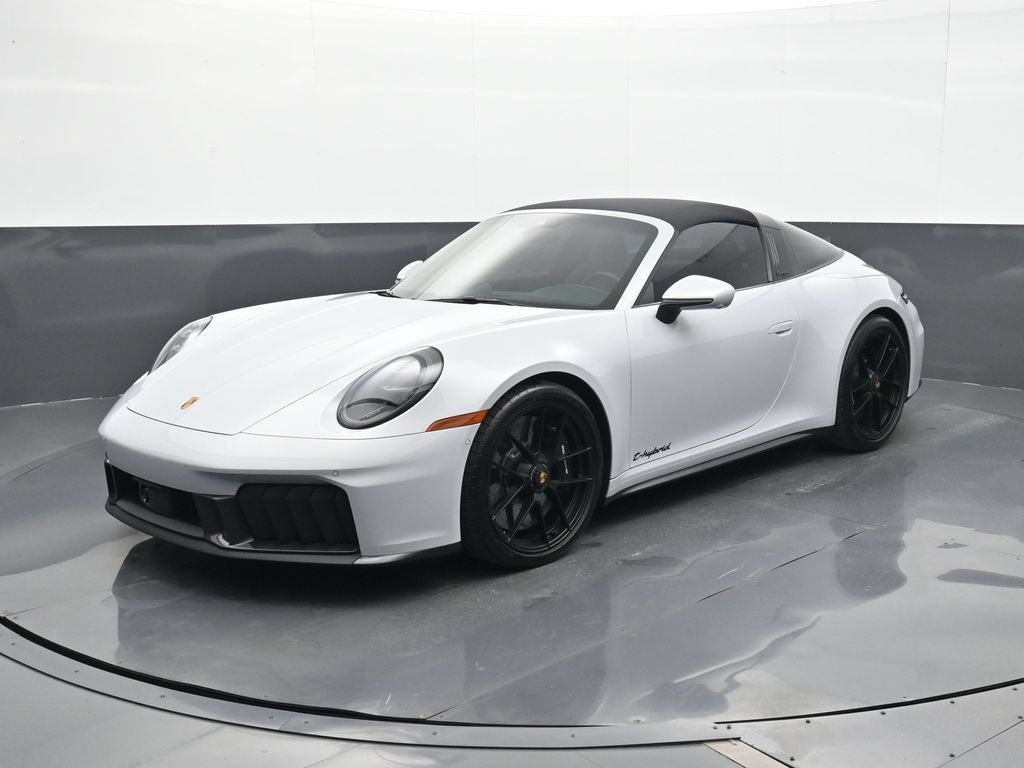 Certified 2026 Porsche 911 Targa 4 GTS AWD/4WD image 1