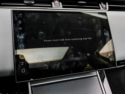 Used 2024 Land Rover Range Rover Evoque Dynamic SE image 30